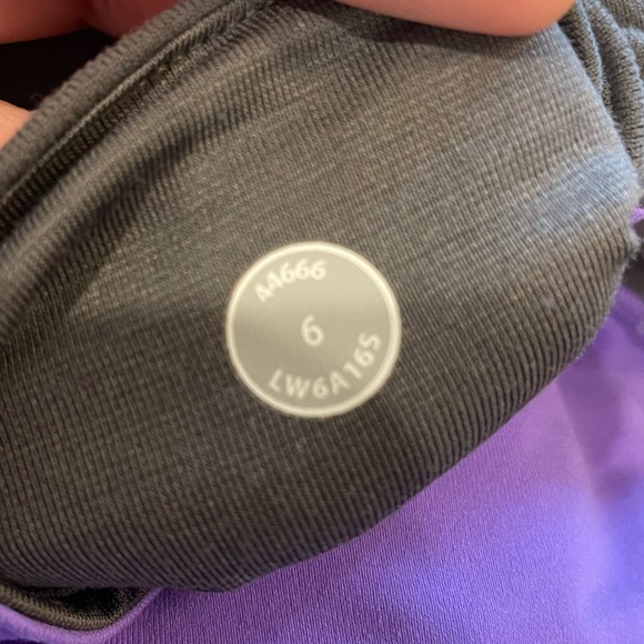 Lululemon Amped Crop Cuffed Leggings in Soot/White/Power Purple - 6 - Picture 7 of 7